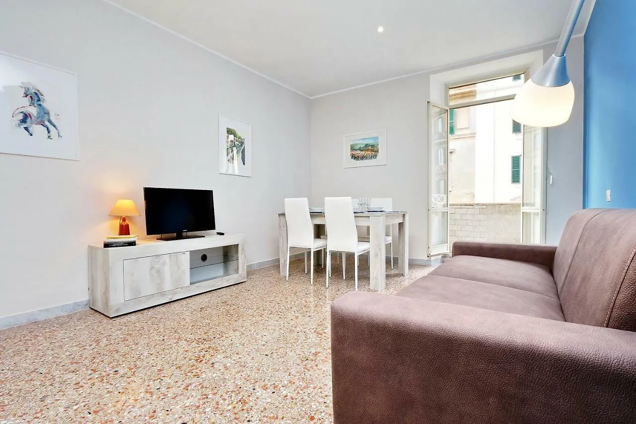 شقة A Casa Dell'Artista روما