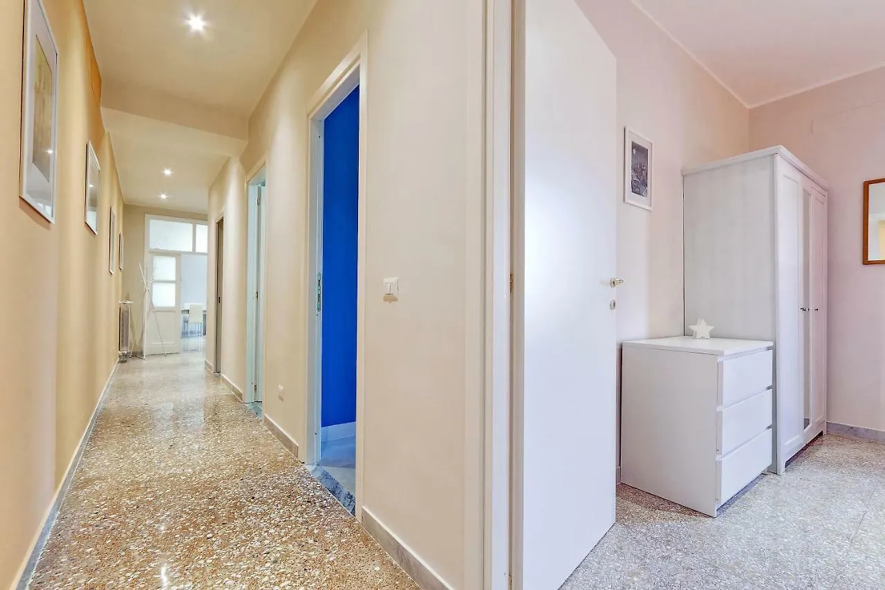 شقة A Casa Dell'Artista روما